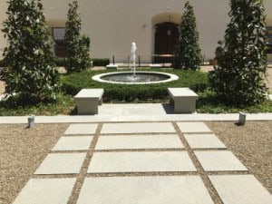 Restauro Pietra Extradura del giardino del Palazzo Vai