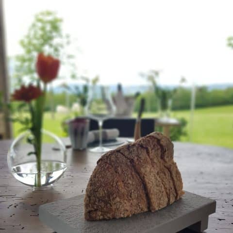 Porta pane in pietra