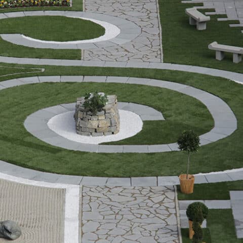 Pietra Serena slabs: A guide to modern gardens design